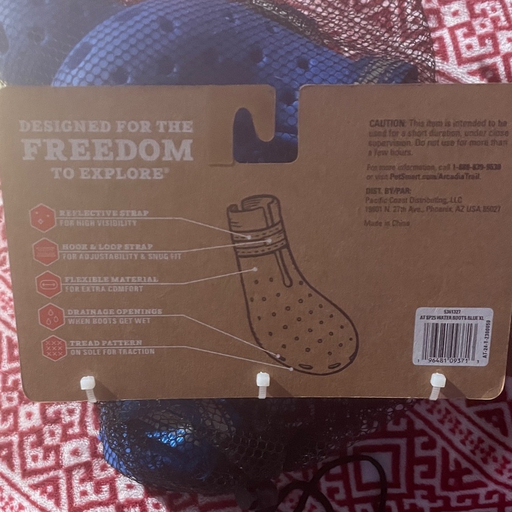 Arcadia Trail Blue Dog Water Boots - Picture 4 of 4